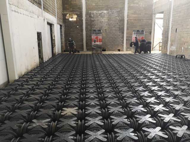 IGLU'® - intercapedine ventilata per cella frigo in Macedonia