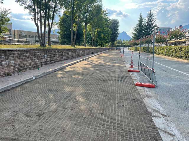 Parcheggi carrabili per stabilimento Azimut Yacht
