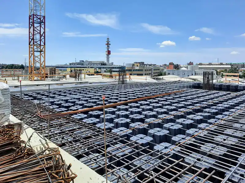 Merlata Bloom con Uboot Beton di Daliform Group